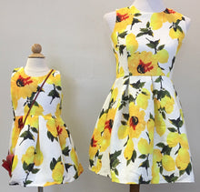Lemon print pleaded dress